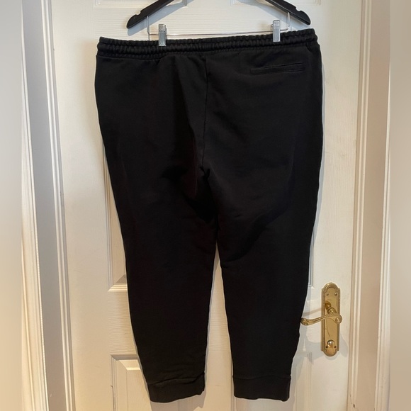 Men’s Calvin Klein Sweats - Picture 2 of 3